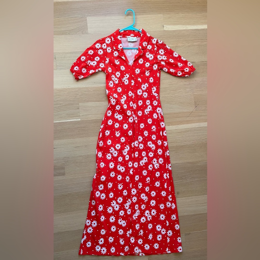 Red puff sleeve maxi dress